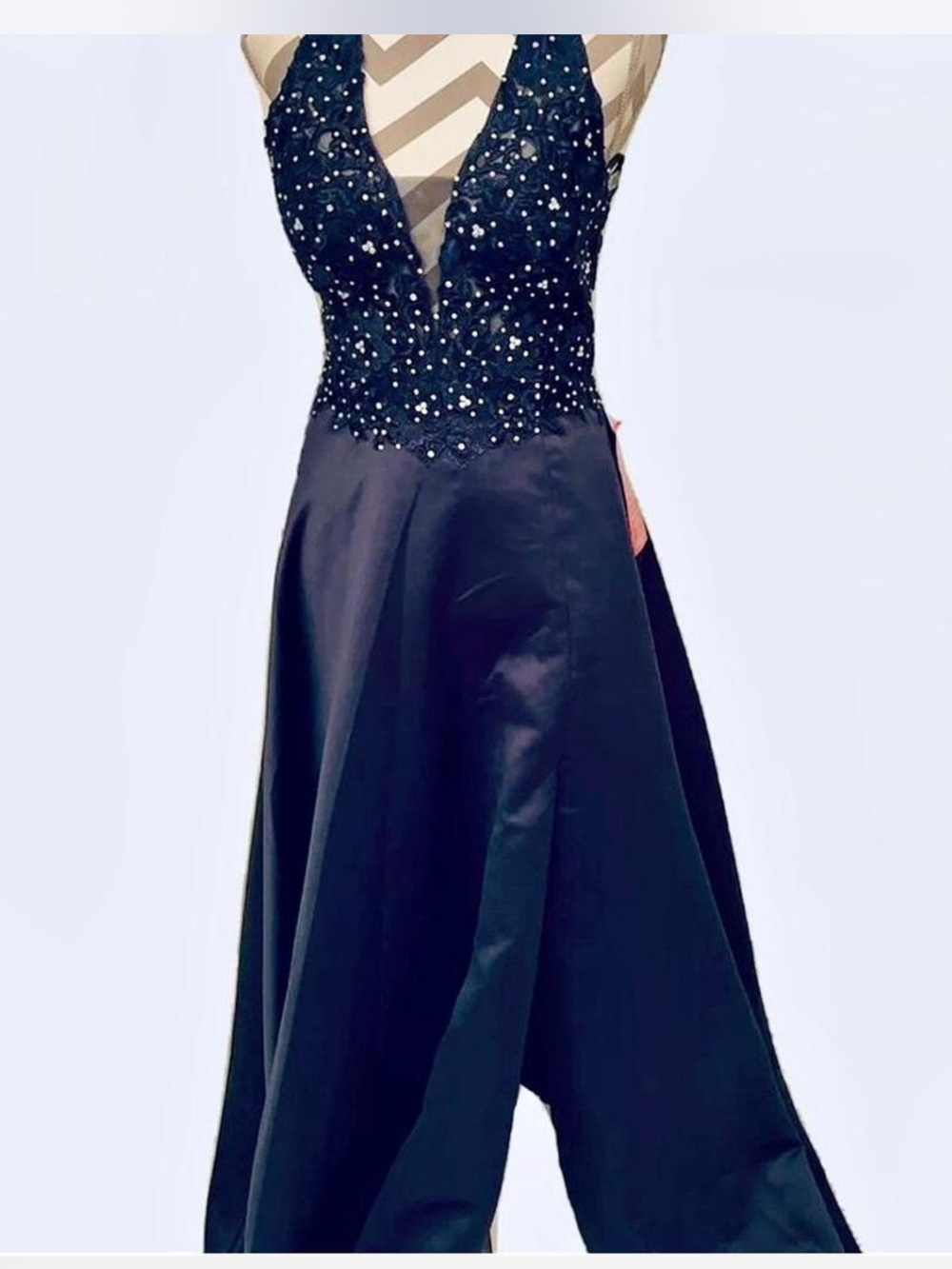 Blondie Nites Midnights & Magic Navy Embellished halter Prom Gown size 5 - Picture 1 of 8